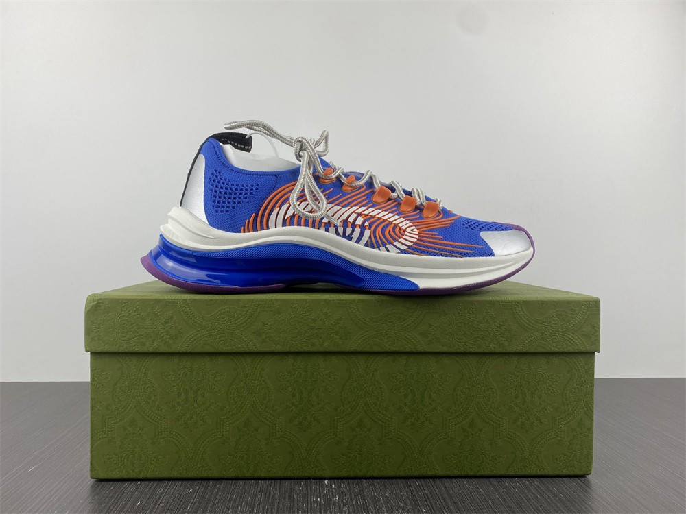 G*u*i sneaker