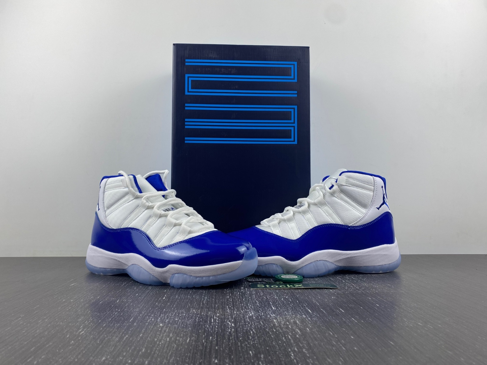 Air Jordan 11