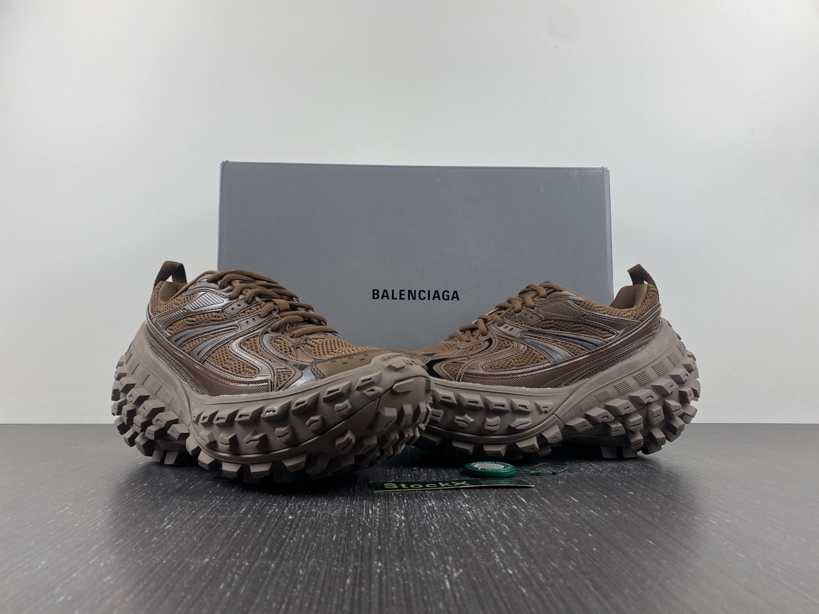 BC DEFENDER RUBBER PLATFORM SNEAKERS