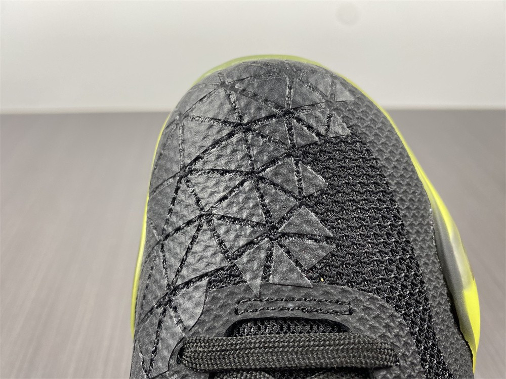 NIKE KOBE 10