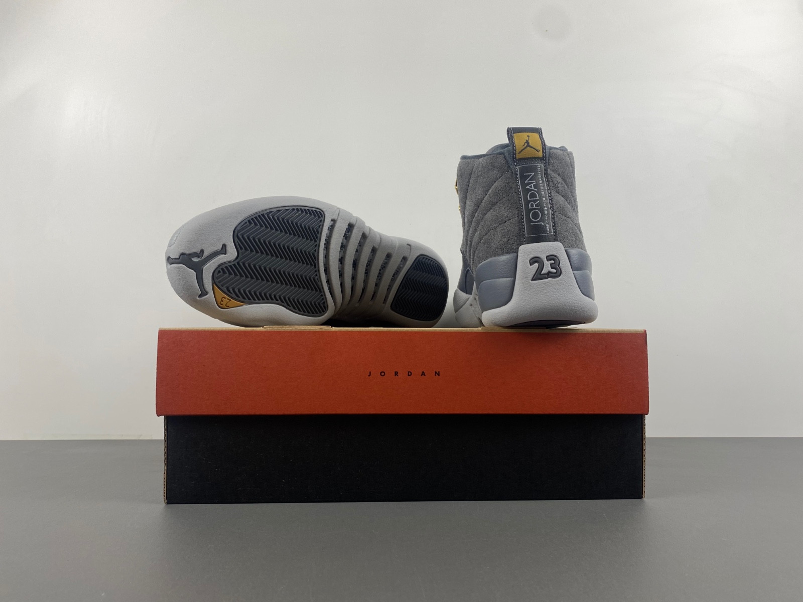 Air Jordan 12 Retro