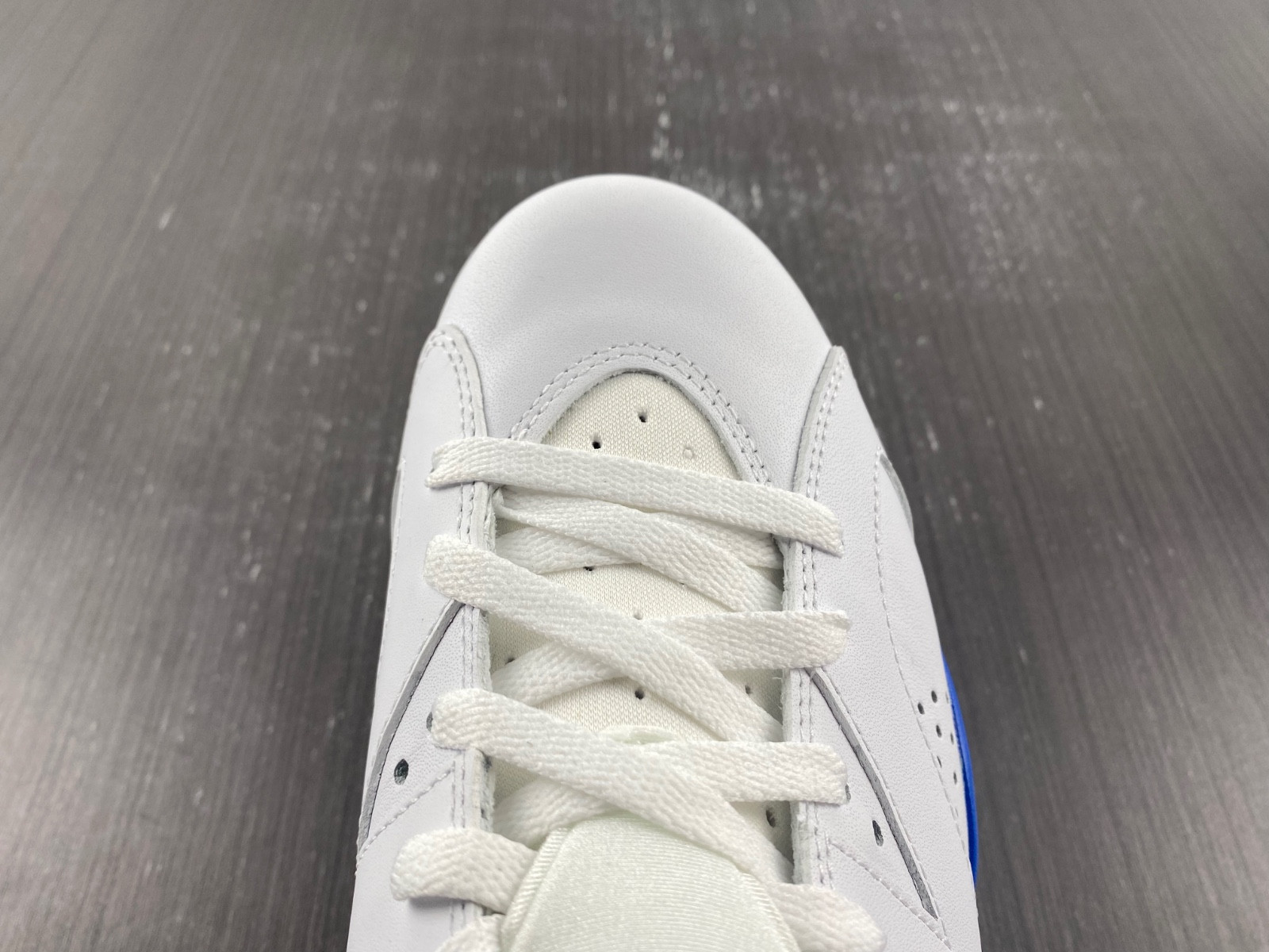 AIR JORDAN 6 RETRO