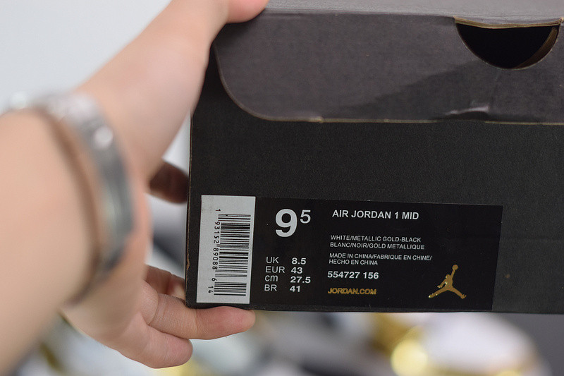 AIR JORDAN 1 MID 554727-156