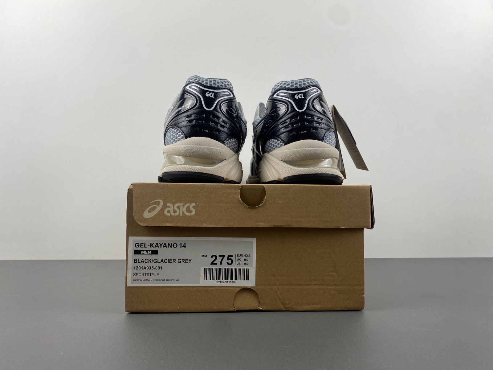 ASICS Gel Kayano 14 