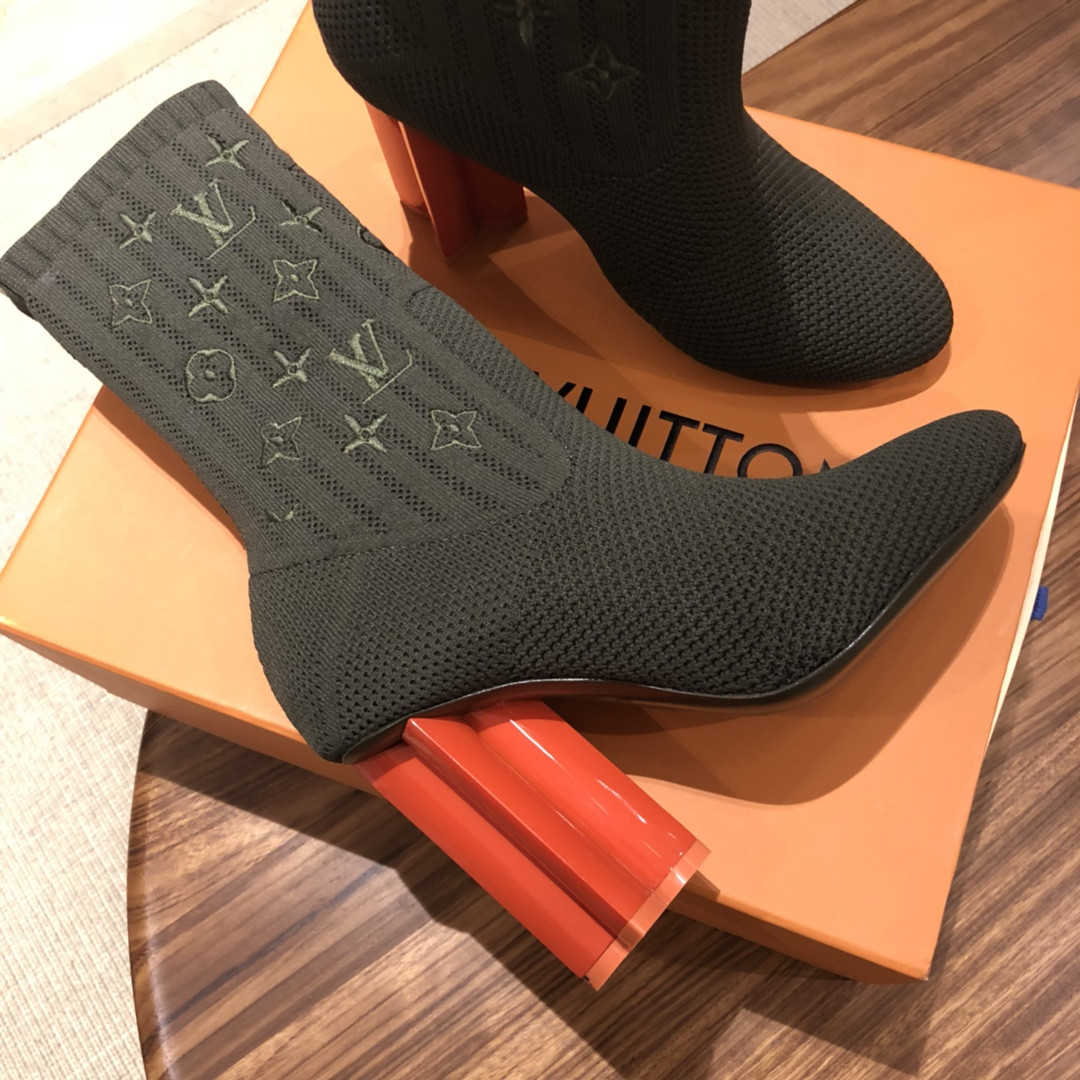 LVT BOOTS
