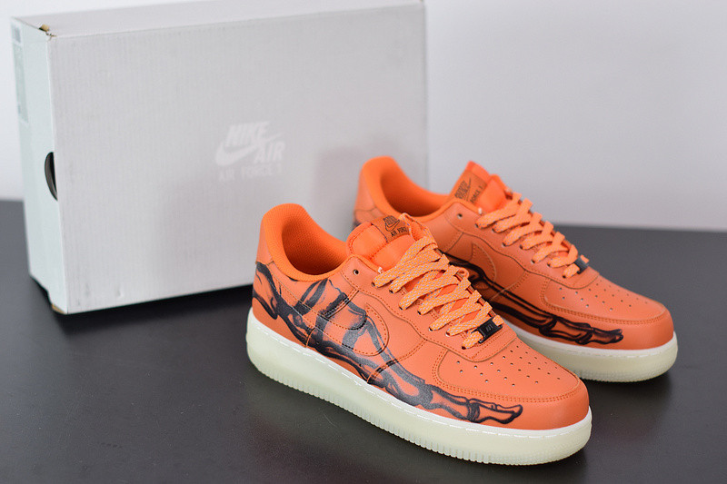 NIKE AIR FORCE 1 LOW SKELETON