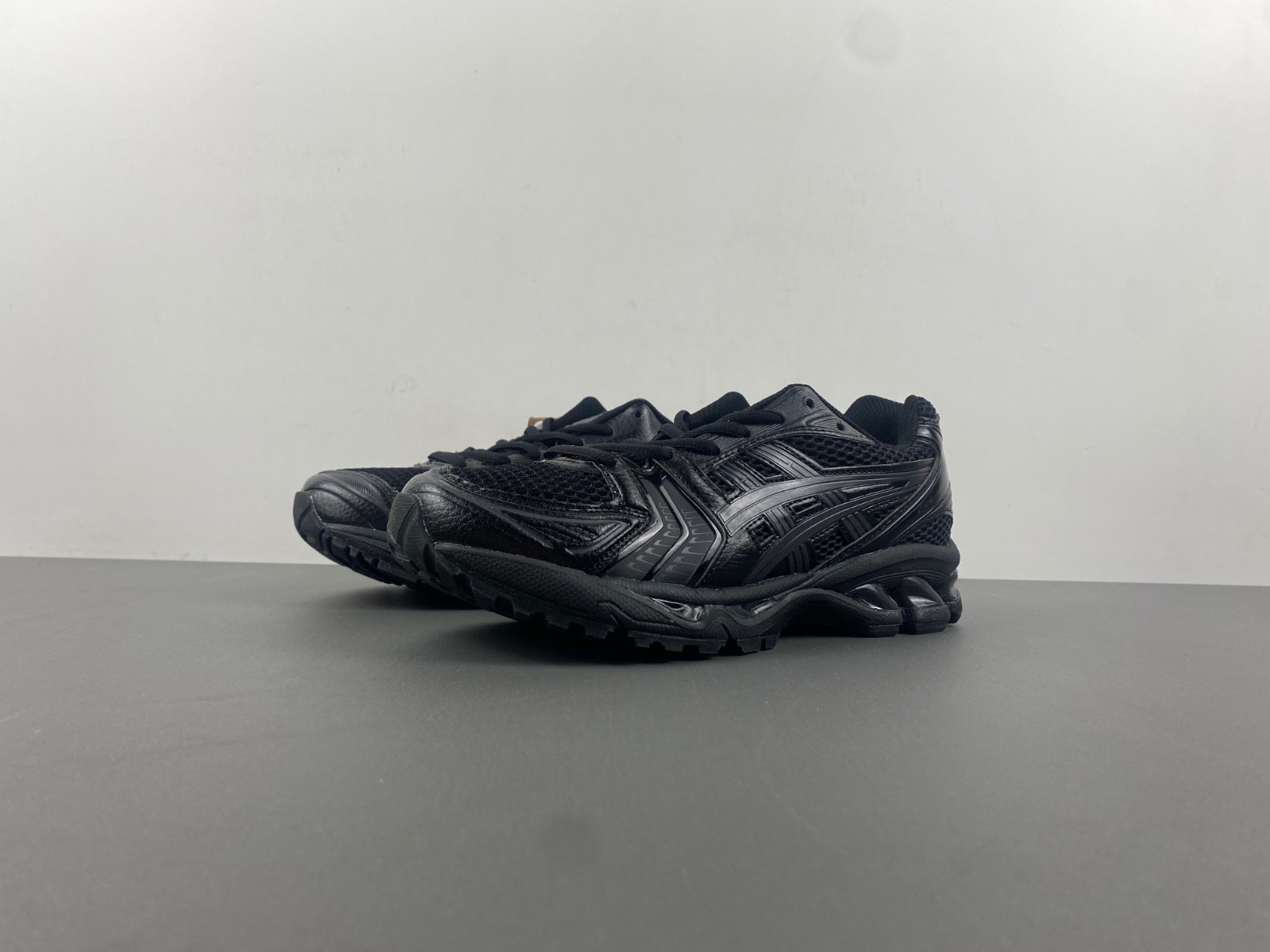 ASICS Gel Kayano 14 