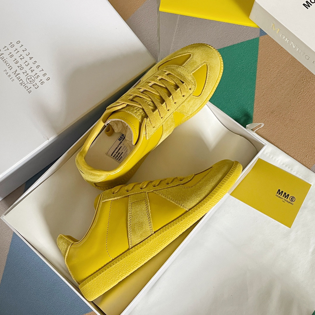 ma*s*n Ma*i*la sneaker