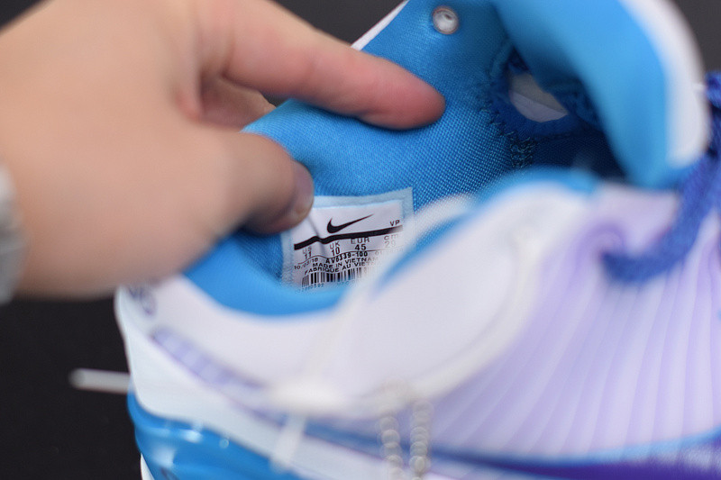 ZOOM KOBE 4 PROTRO DRAFT DAY AV6339-100
