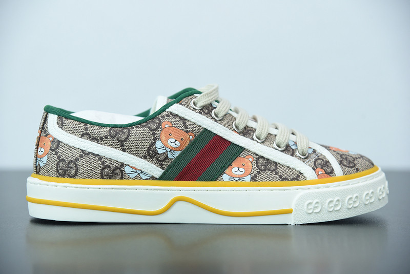G*u*i sneaker
