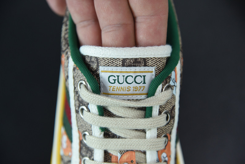 G*u*i sneaker