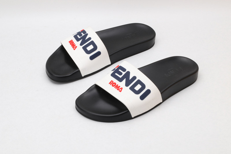 FENDI SLIDE