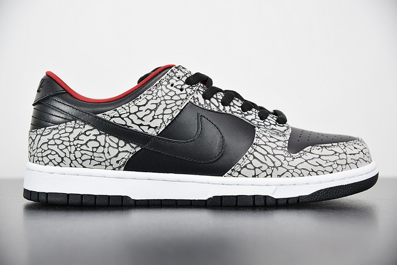 Supreme X NIKE SB DUNK LOW PRO SB 