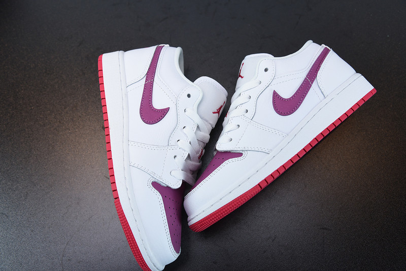 AIR JORDAN 1 LOW GS 