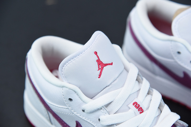 AIR JORDAN 1 LOW GS 