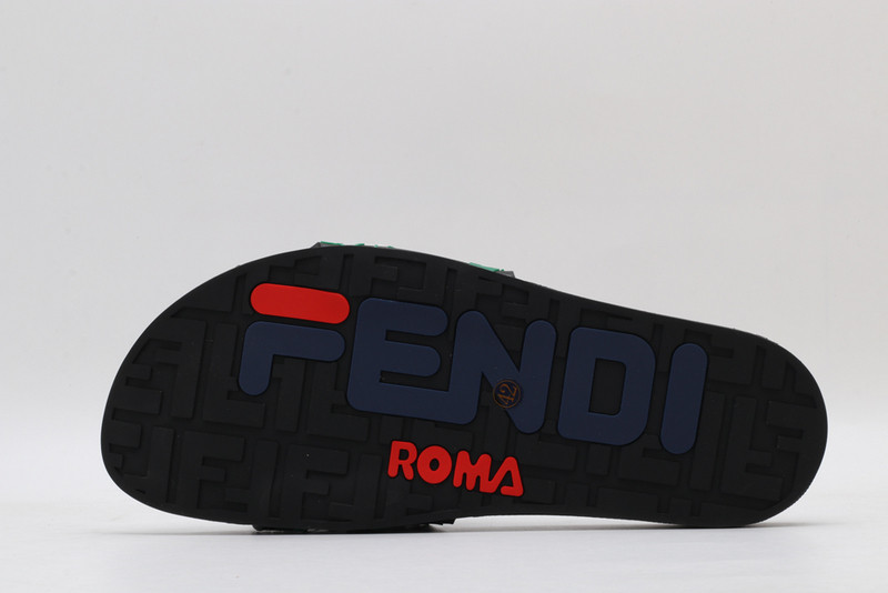 FENDI SLIDE