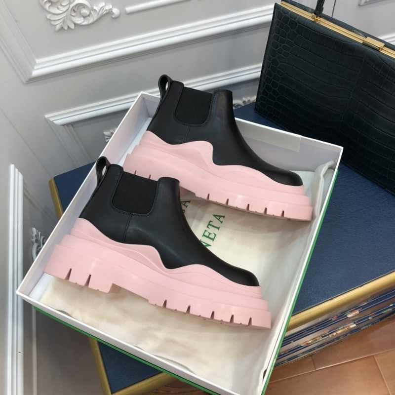 b0tte*a Ven*ta sneaker