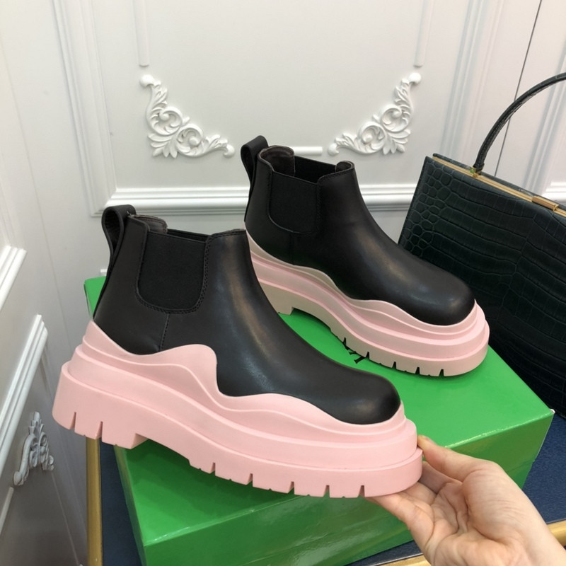 b0tte*a Ven*ta sneaker