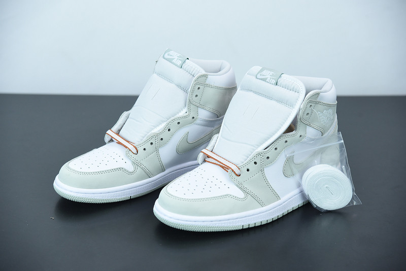 AIR JORDAN 1 HIGH OG ‘SEAFOAM‘ CD0461-002
