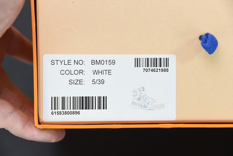 LVT SNEAKERS