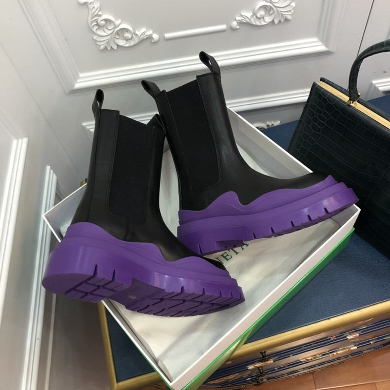 b0tte*a Ven*ta sneaker
