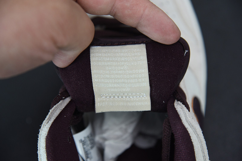 NIKE SB DUNK LOW DESERT SAND MAHOGANY BQ6817-004