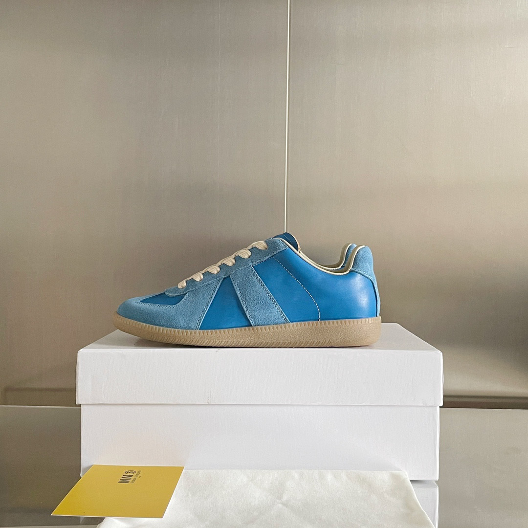 ma*s*n Ma*i*la sneaker