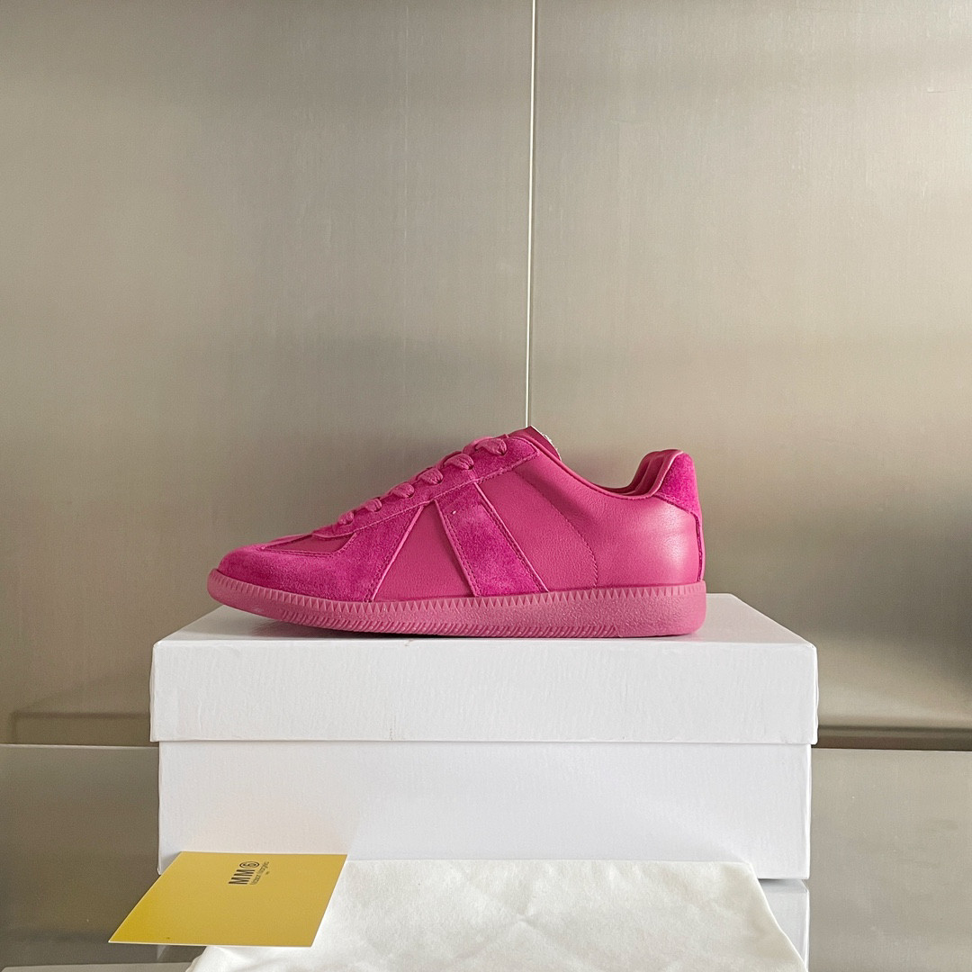 ma*s*n Ma*i*la sneaker