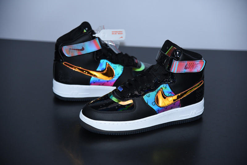 NIKE AIR FORCE 1 