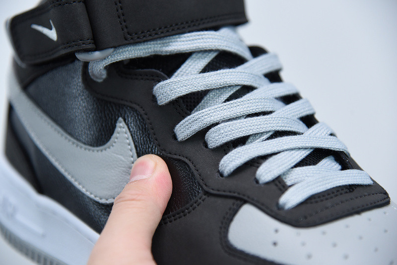 NIKE AIR FORCE 1 HIGH J-PACK
