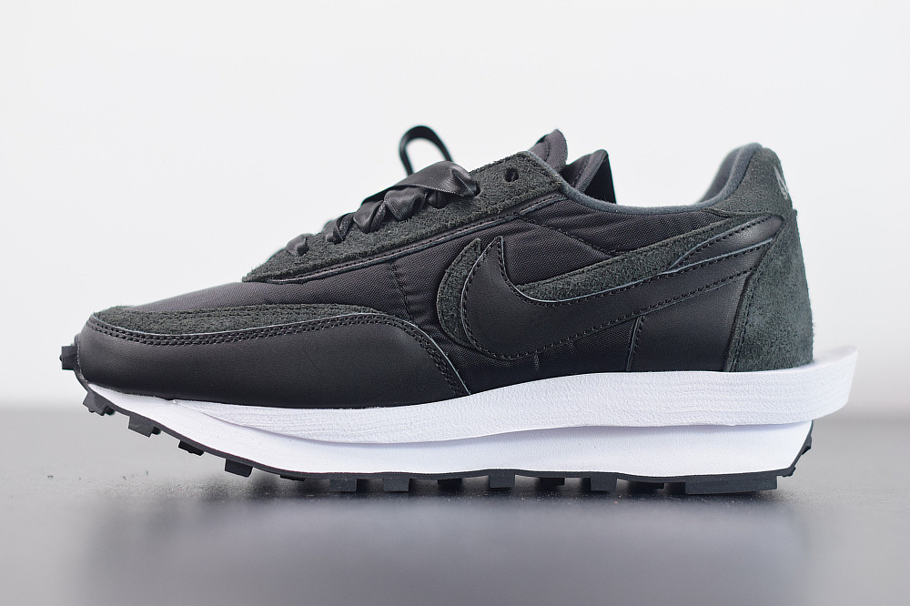 NIKE SACAI NIKE LDWAFFLE BLACK NYLON BV0073-002