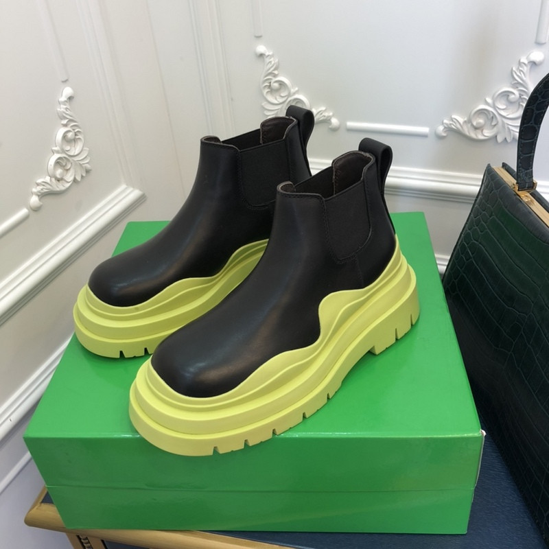 b0tte*a Ven*ta sneaker