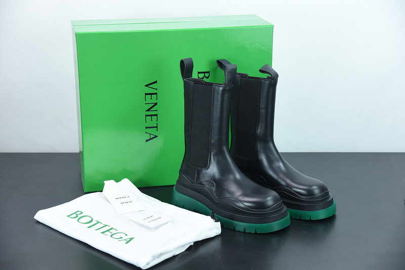b0tte*a Ven*ta sneaker
