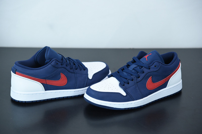 AIR JORDAN 1 LOW 