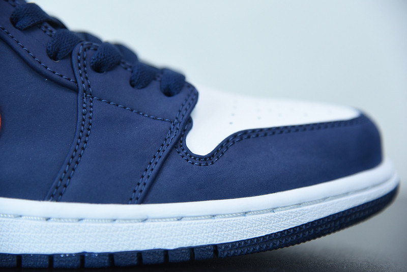 AIR JORDAN 1 LOW 
