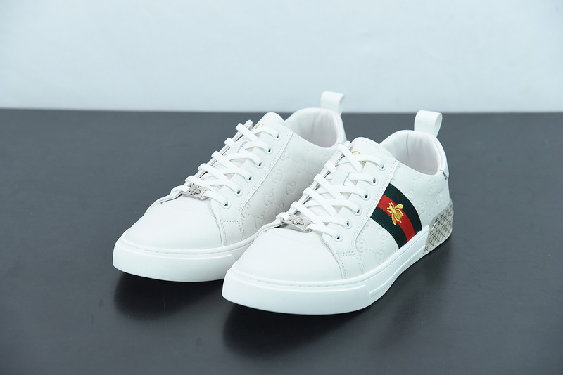 G*u*i sneaker