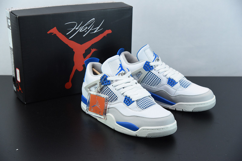 AIR JORDAN 4 RETRO