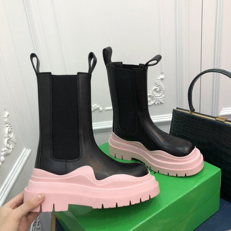 b0tte*a Ven*ta sneaker