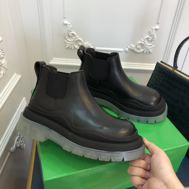 b0tte*a Ven*ta sneaker