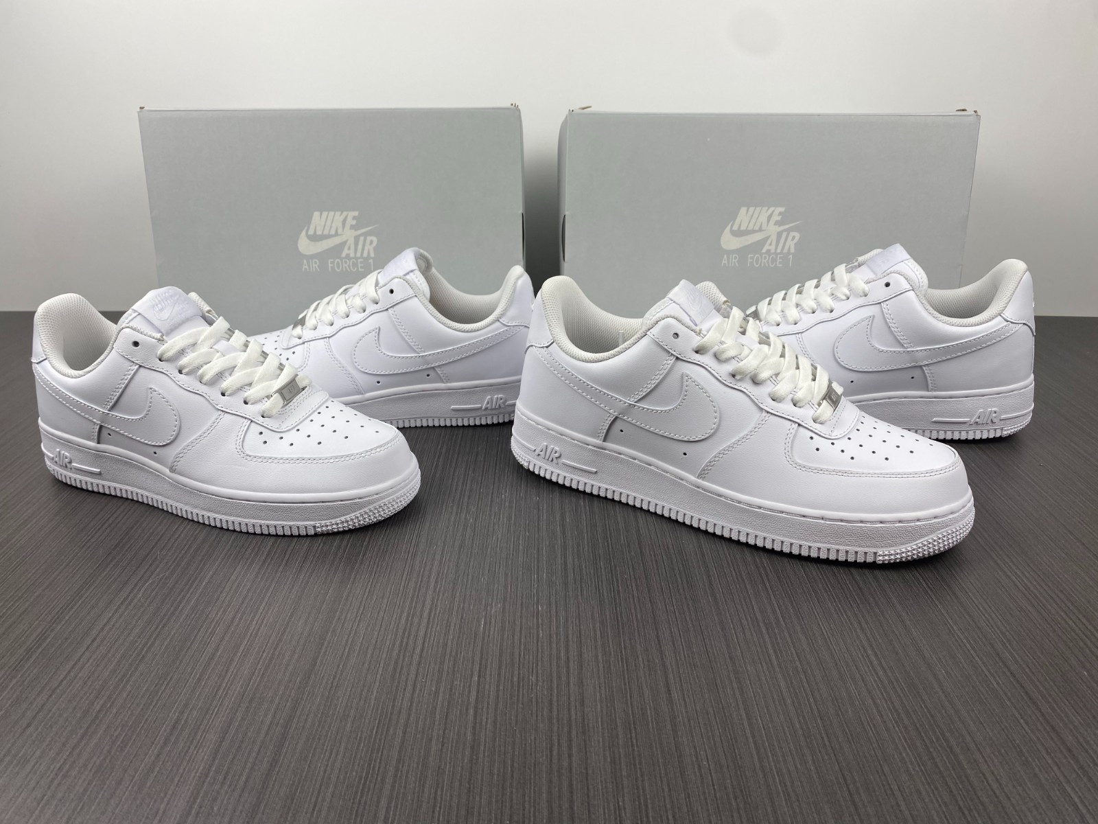 NIKE AIR FORCE 1 LE GS