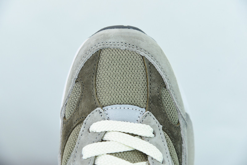 NEW BALANCE M992J2