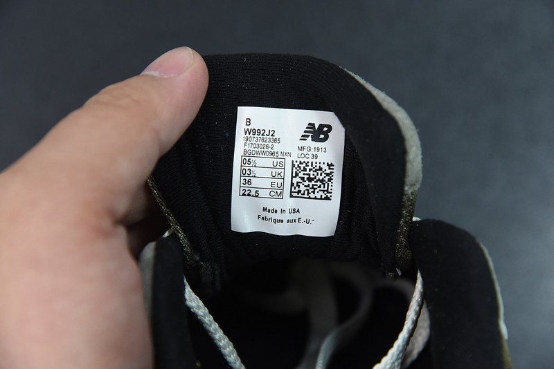 NEW BALANCE M992J2