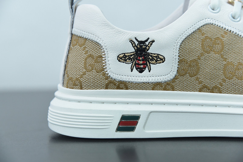 G*u*i sneaker