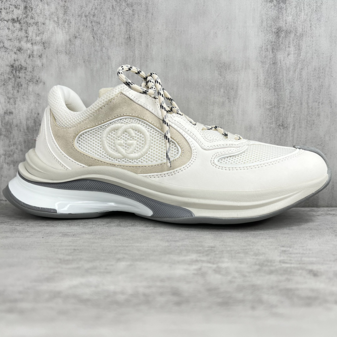 G*u*i sneaker