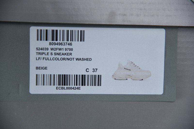 BC TRIPLE S TRAINER 536737 W2FW1 9700