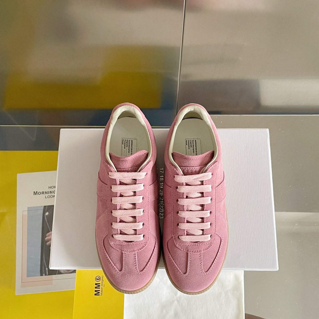 ma*s*n Ma*i*la sneaker