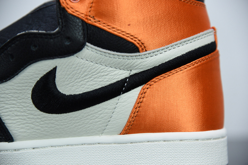 AIR JORDAN 1 RETRO HIGH SATIN SHATTERED BACKBOARD AV3725-010