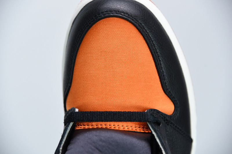 AIR JORDAN 1 RETRO HIGH SATIN SHATTERED BACKBOARD AV3725-010