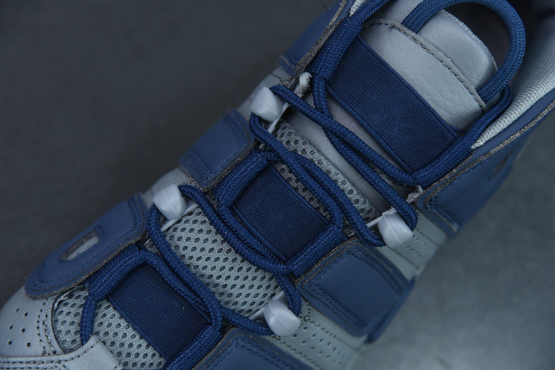 NIKE AIR MORE UPTEMPO 