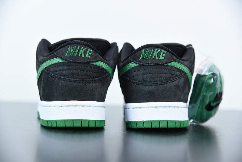 NIKE SB DUNK LOW PRO SB